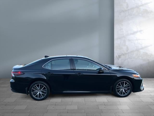 2024 Toyota CAMRY XLE