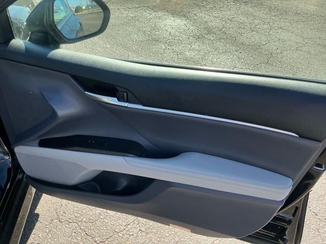 2022 Toyota Camry Hybrid Hybrid XLE