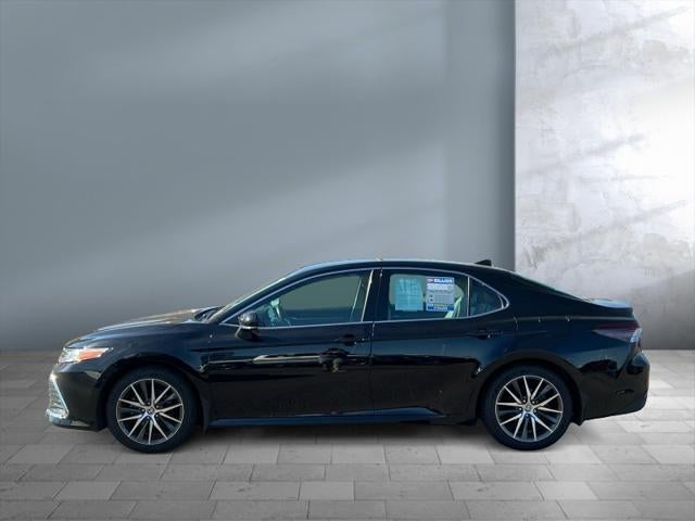 2022 Toyota Camry Hybrid Hybrid XLE