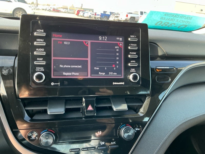 2023 Toyota CAMRY LE