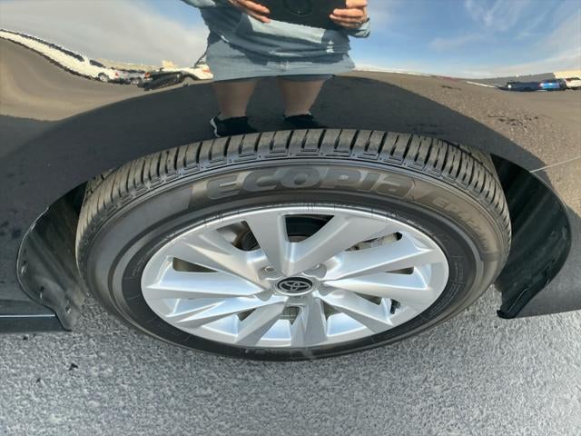 2023 Toyota CAMRY LE