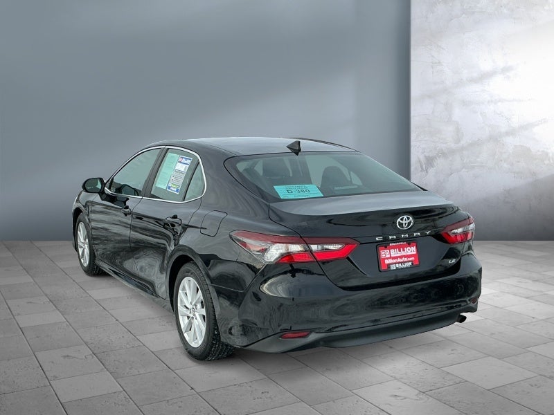2023 Toyota CAMRY LE