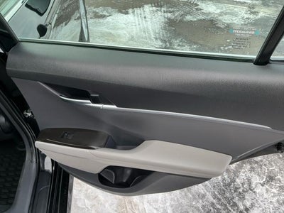 2023 Toyota CAMRY LE