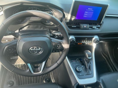 2025 Toyota RAV4 HYBRID Hybrid XLE Premium