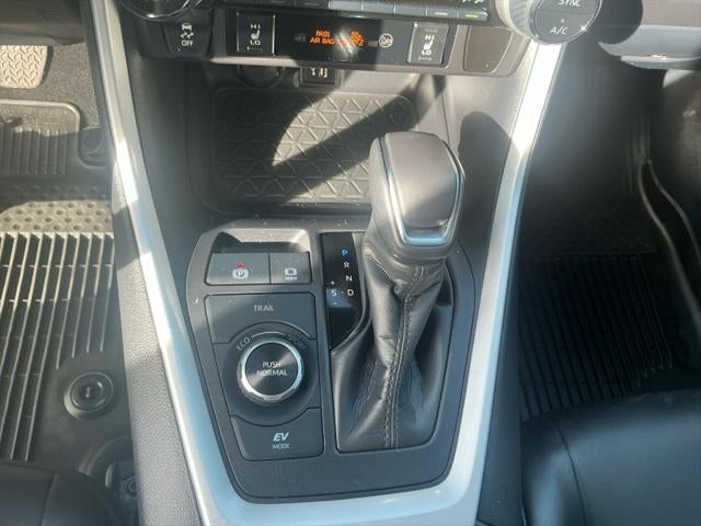 2025 Toyota RAV4 HYBRID Hybrid XLE Premium