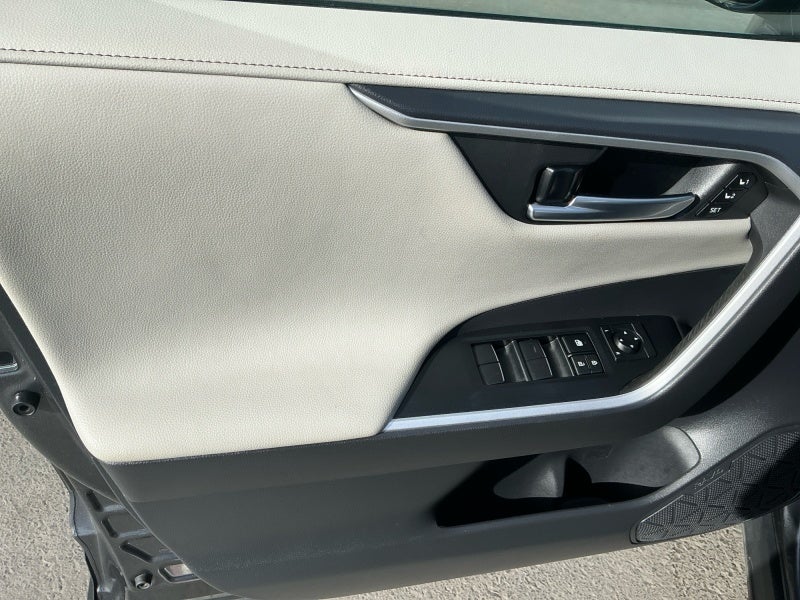 2021 Toyota RAV4 HYBRID Hybrid Limited