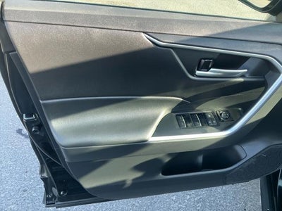 2025 Toyota RAV4 Hybrid Hybrid XLE