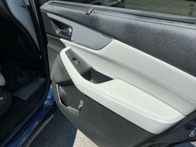 2022 Acura MDX w/Technology Package