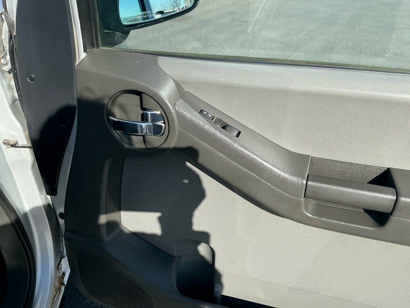 2013 Nissan Xterra S