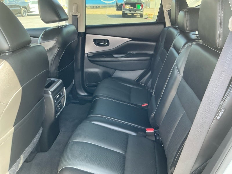 2023 Nissan Murano SL