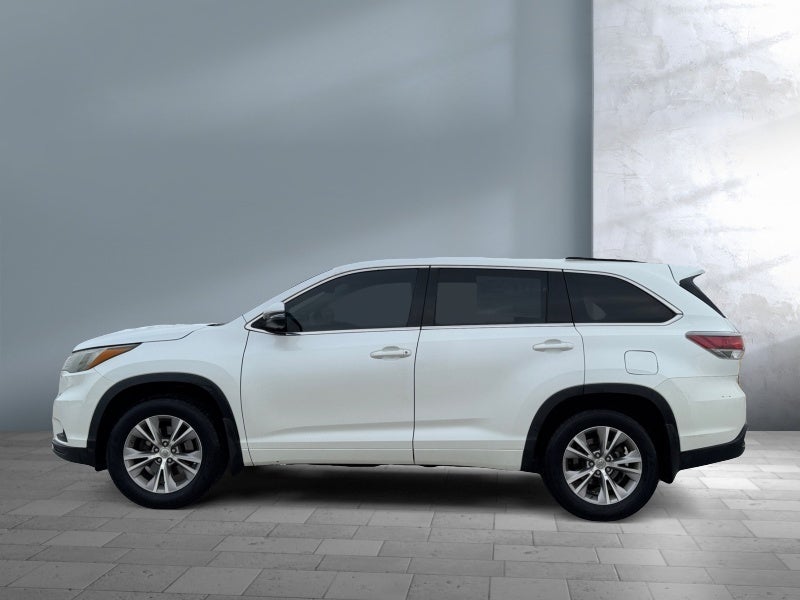 2015 Toyota HIGHLANDER LE Plus