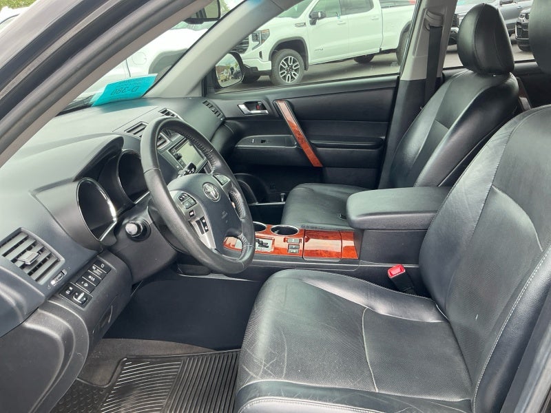 2013 Toyota HIGHLANDER Limited