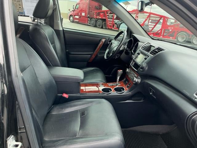 2013 Toyota HIGHLANDER Limited