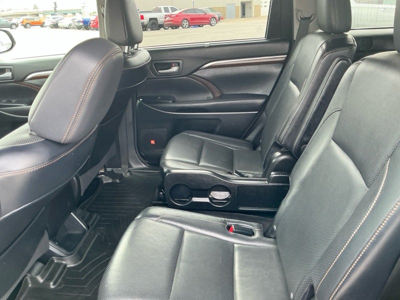 2015 Toyota HIGHLANDER Limited