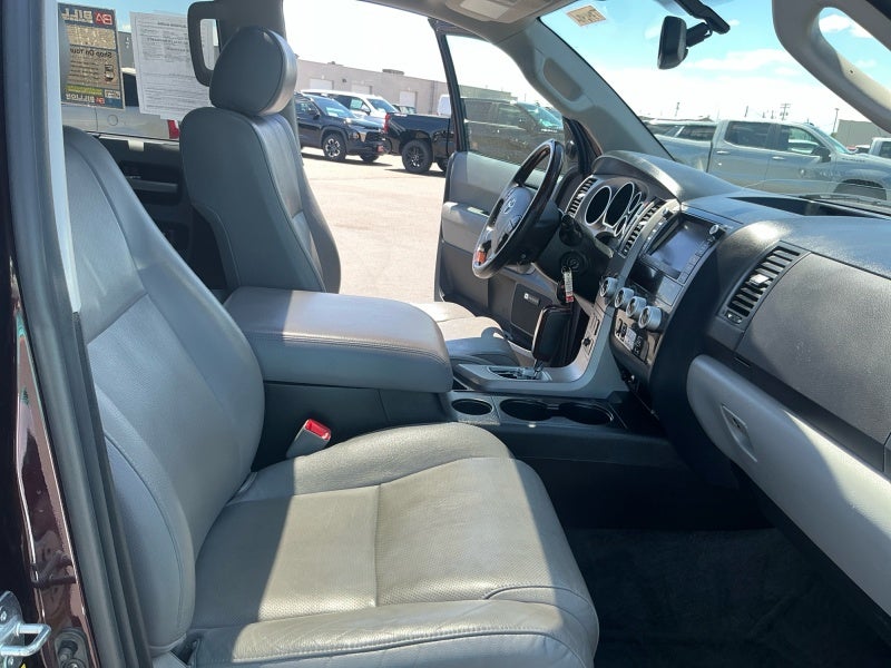 2013 Toyota SEQUOIA Platinum