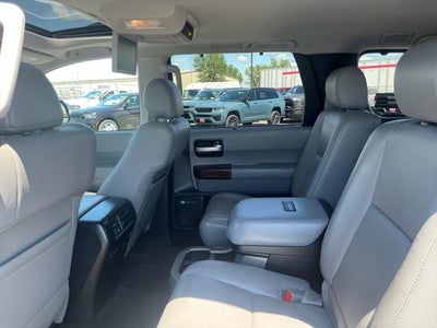 2013 Toyota SEQUOIA Platinum