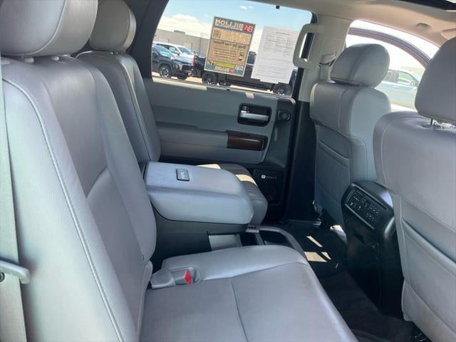 2013 Toyota SEQUOIA Platinum