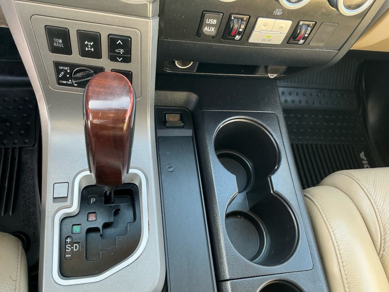 2017 Toyota SEQUOIA 4X4 Platinum