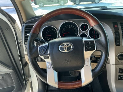 2017 Toyota SEQUOIA 4X4 Platinum