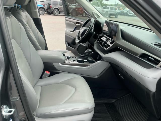 2021 Toyota Highlander Limited