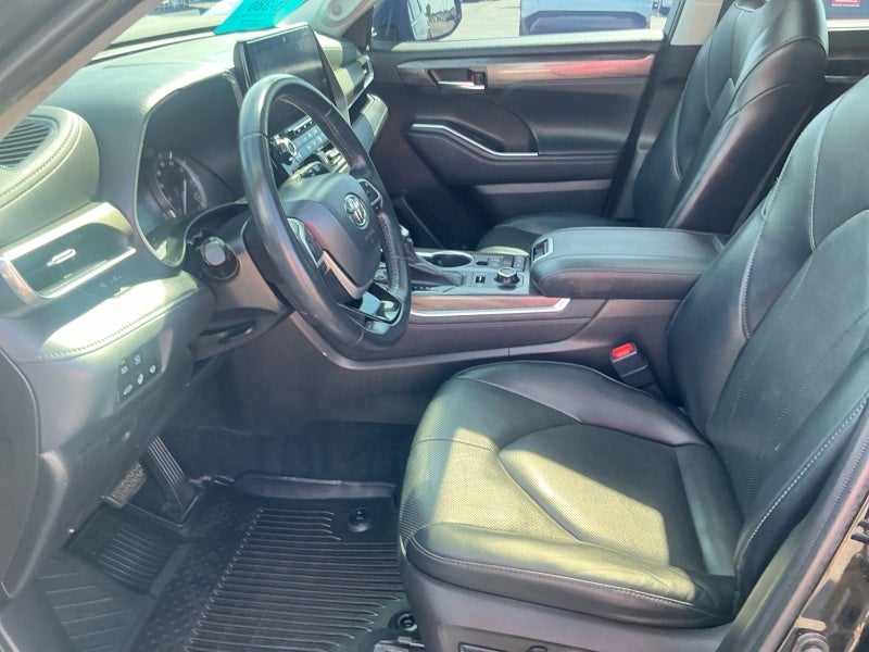 2022 Toyota Highlander Limited
