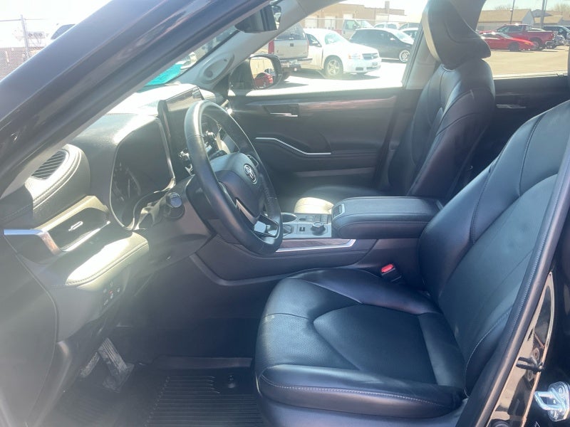 2022 Toyota Highlander Limited