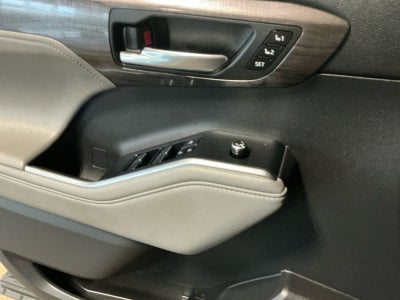 2022 Toyota HIGHLANDER Limited