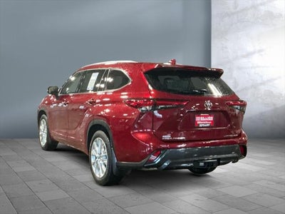 2022 Toyota HIGHLANDER Limited