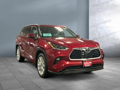 2022 Toyota HIGHLANDER Limited