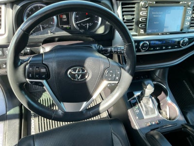 2018 Toyota HIGHLANDER Limited Platinum