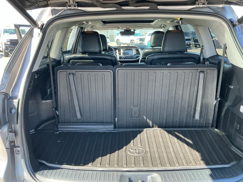 2018 Toyota HIGHLANDER Limited Platinum