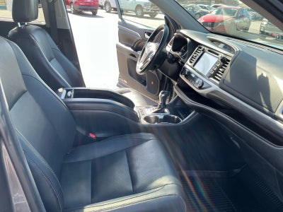 2018 Toyota HIGHLANDER Limited Platinum