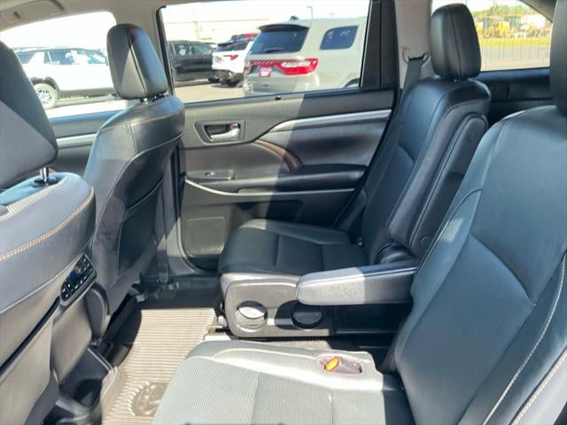 2018 Toyota HIGHLANDER Limited Platinum