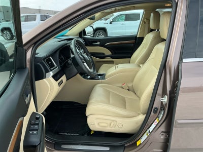 2019 Toyota HIGHLANDER Limited Platinum