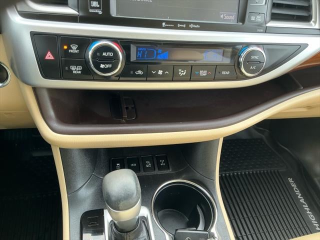 2019 Toyota HIGHLANDER Limited Platinum