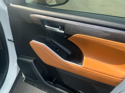 2024 Toyota HIGHLANDER HEV Hybrid Platinum