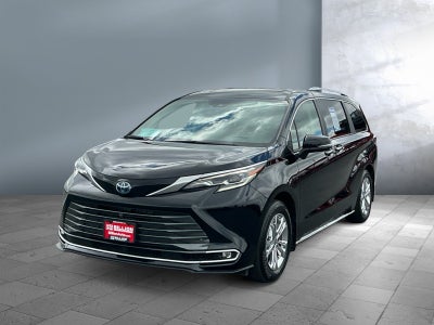 2024 Toyota Sienna Platinum