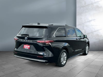 2024 Toyota Sienna Platinum