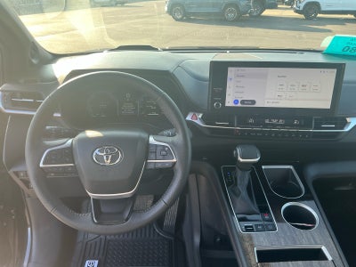 2025 Toyota SIENNA PLT AWD Platinum
