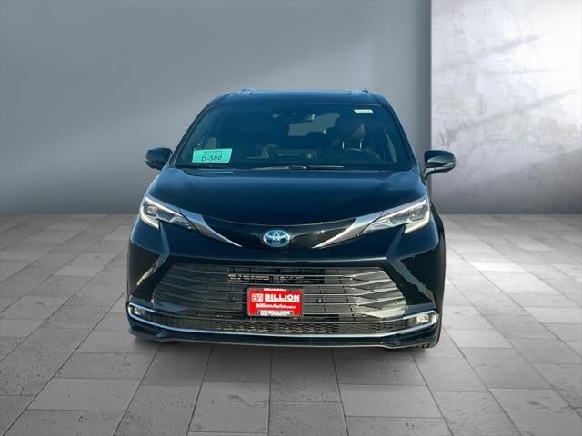 2025 Toyota SIENNA PLT AWD Platinum