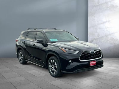 2022 Toyota Highlander Hybrid Hybrid XLE