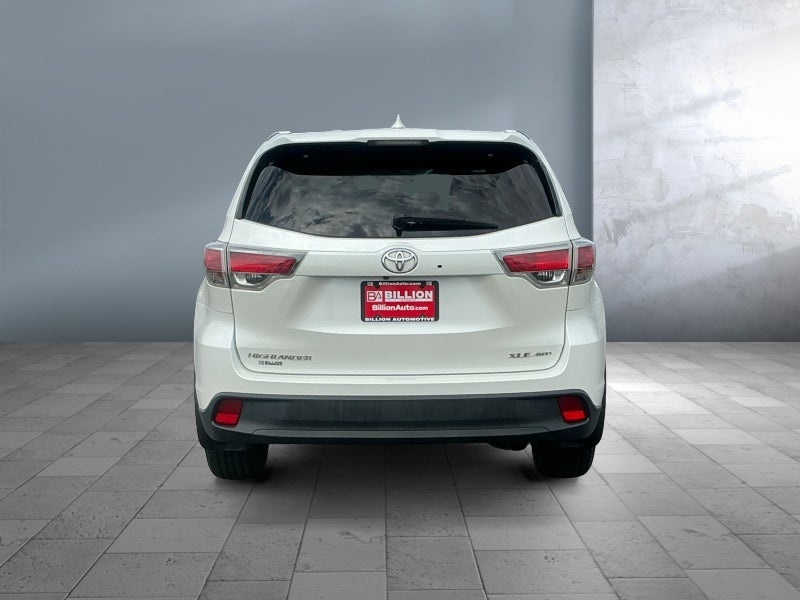 2016 Toyota Highlander XLE