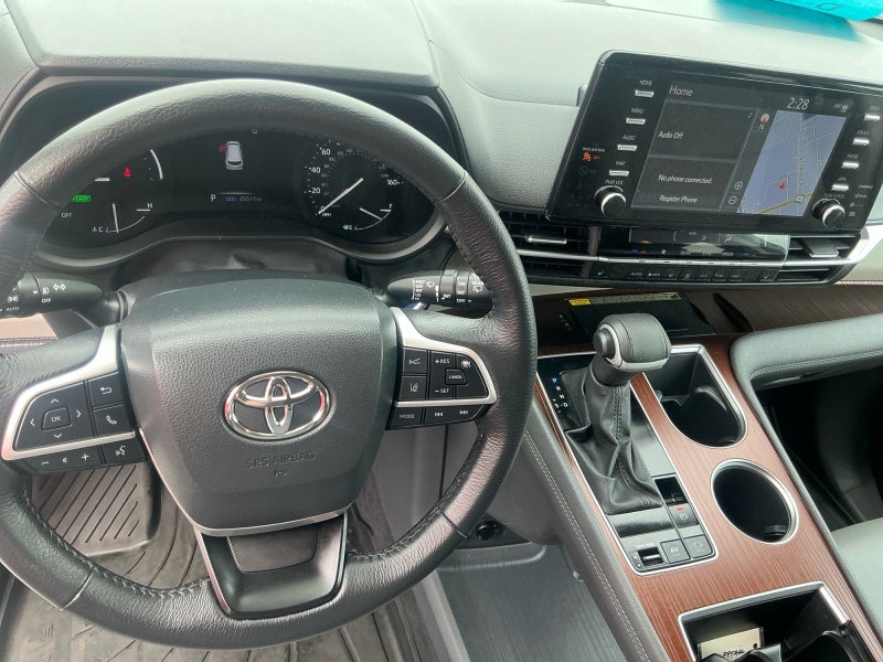 2024 Toyota Sienna XLE