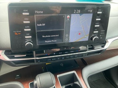 2024 Toyota Sienna XLE