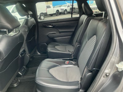 2021 Toyota Highlander XSE
