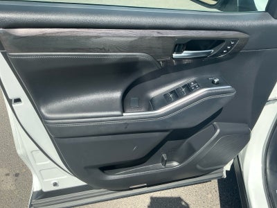2024 Toyota HIGHLANDER Limited