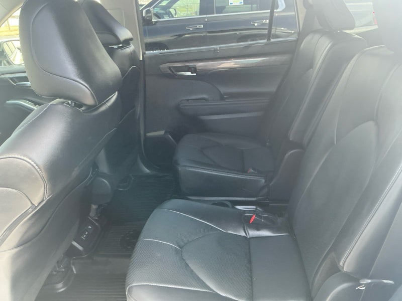 2024 Toyota HIGHLANDER Limited