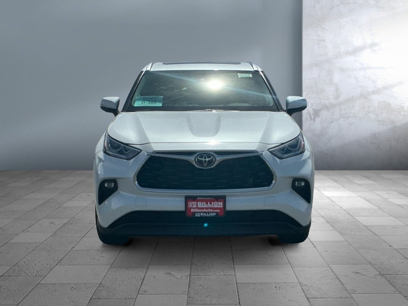 2024 Toyota HIGHLANDER Limited