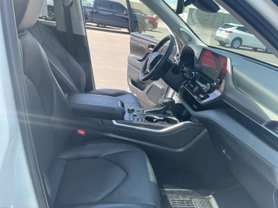 2024 Toyota HIGHLANDER Limited