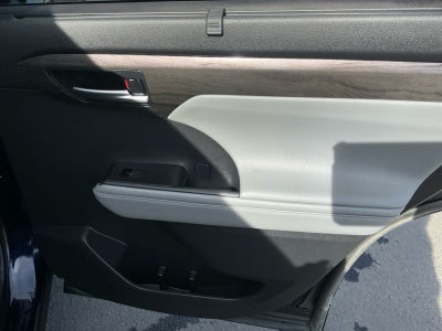 2024 Toyota HIGHLANDER Platinum